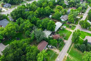 906 Branch St, Greenville, TX 75401 - Photo 36
