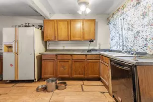 906 Branch St, Greenville, TX 75401 - Photo 10