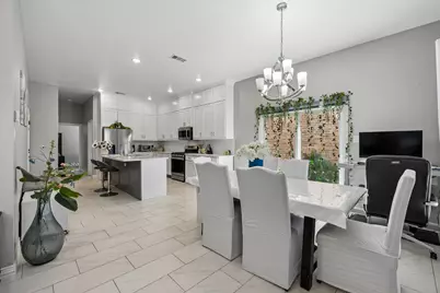 431 W Pioneer Drive, Irving, TX 75061 - Photo 6