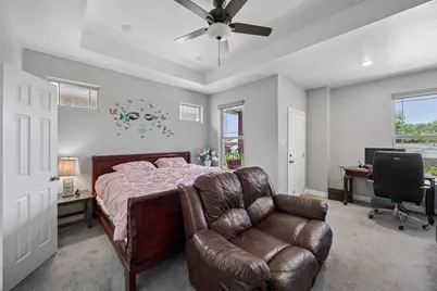 431 W Pioneer Drive, Irving, TX 75061 - Photo 12