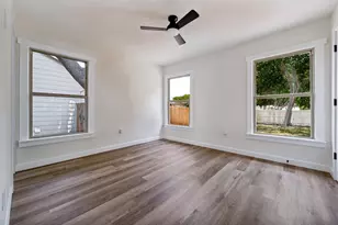 1614 W 3rd St, Irving, TX 75060 - Photo 14