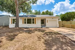 1614 W 3rd St, Irving, TX 75060 - Photo 1