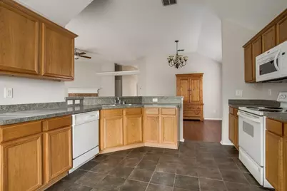 9213 Norfolk Lane, McKinney, TX 75071 - Photo 12