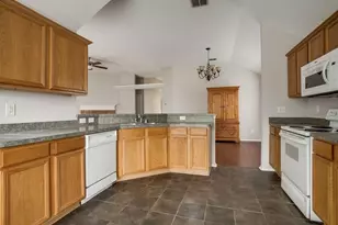9213 Norfolk Ln, McKinney, TX 75071 - Photo 12
