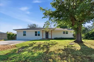 507 S Colorado St, Whitney, TX 76692 - Photo 2