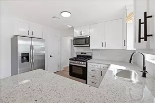 507 S Colorado St, Whitney, TX 76692 - Photo 4