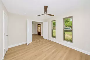 1141 Henson Dr, Hurst, TX 76053 - Photo 4