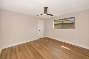 1141 Henson Dr, Hurst, TX 76053 - Photo 18