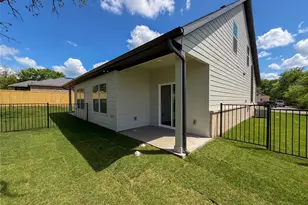 411 W Dulin St, Sherman, TX 75090 - Photo 16