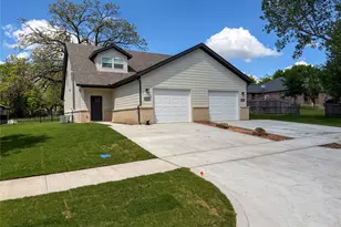 411 W Dulin St, Sherman, TX 75090 - Photo 1