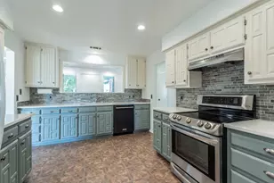 3300 Wells Dr, Plano, TX 75093 - Photo 6
