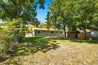 726 N Carrier Parkway, Grand Prairie, TX 75050 - Photo 24
