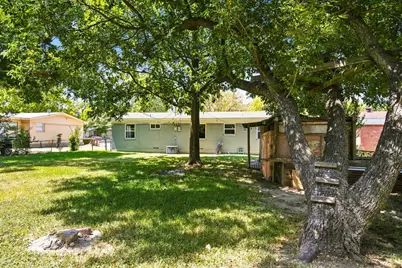 726 N Carrier Parkway, Grand Prairie, TX 75050 - Photo 26