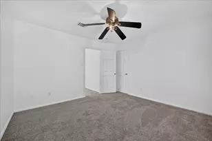 940 Foxgrove Ln, Providence Village, TX 76227 - Photo 24