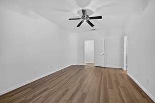 940 Foxgrove Ln, Providence Village, TX 76227 - Photo 12