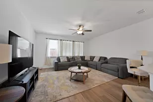 1828 Memorable Moment Dr, Crandall, TX 75114 - Photo 4
