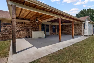 9901 Dickens Drive, Benbrook, TX 76126 - Photo 16