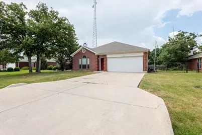 406 Redbud Lane, Tolar, TX 76476 - Photo 4