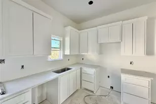 2021 Collin St, Weatherford, TX 76085 - Photo 8