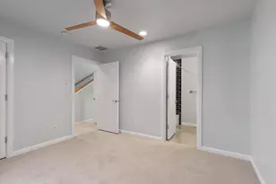 704 Arch Adams Ln, Fort Worth, TX 76107 - Photo 4