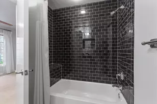 704 Arch Adams Ln, Fort Worth, TX 76107 - Photo 6