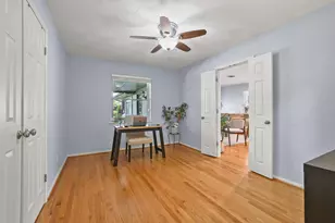 10432 Chesterton Dr, Dallas, TX 75238 - Photo 14