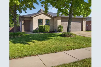 8704 Swan Park Drive, Corinth, TX 76210 - Photo 2