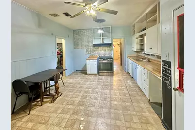 423 Strawn Road, Ranger, TX 76470 - Photo 16
