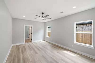 13015 Rainier Drive, Woodway, TX 76712 - Photo 12