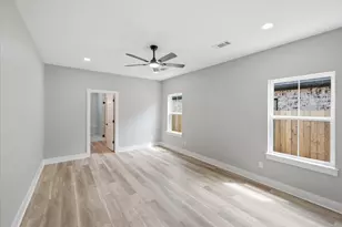 13015 Rainier Dr, Woodway, TX 76712 - Photo 12