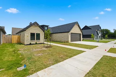13015 Rainier Drive, Woodway, TX 76712 - Photo 2