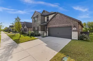 7150 Nandina Dr, Venus, TX 76084 - Photo 2