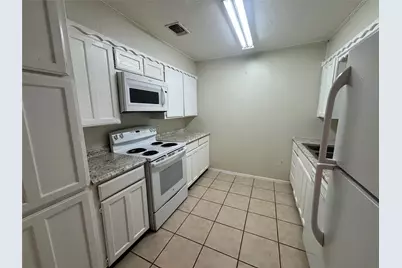 1008 Poplar Street #1008, Benbrook, TX 76126 - Photo 10