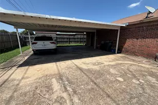 1008 Poplar St, Benbrook, TX 76126 - Photo 6