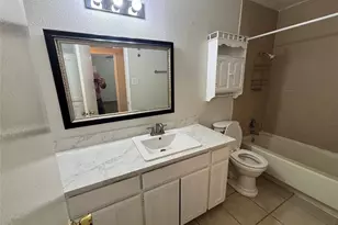 1008 Poplar St, Benbrook, TX 76126 - Photo 12