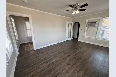 3529 W 7th Street #7, Fort Worth, TX 76107 - Photo 2