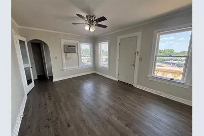 3529 W 7th Street #7, Fort Worth, TX 76107 - Photo 4
