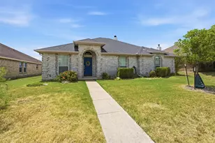 117 Clover Leaf Ln, Red Oak, TX 75154 - Photo 1