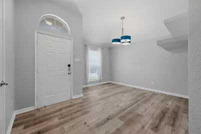 117 Clover Leaf Lane, Red Oak, TX 75154 - Photo 2