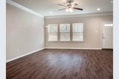 117 Springtree Street, Denton, TX 76209 - Photo 2
