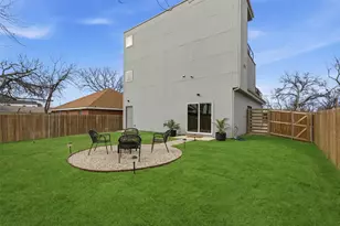 1810 Kraft St, Dallas, TX 75212 - Photo 30