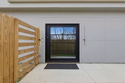 1810 Kraft Street, Dallas, TX 75212 - Photo 2