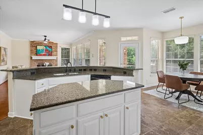 2000 Mulberry Way, Irving, TX 75063 - Photo 18