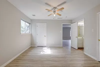 104 W Ash Lane, Euless, TX 76039 - Photo 36