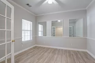 104 W Ash Ln, Euless, TX 76039 - Photo 10