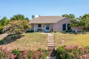 401 Hillside Dr, Aledo, TX 76008 - Photo 2