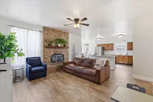 2304 Stoney Brook Ln, Flower Mound, TX 75028 - Photo 2