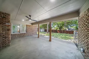 3721 Wosley Dr, Fort Worth, TX 76133 - Photo 32
