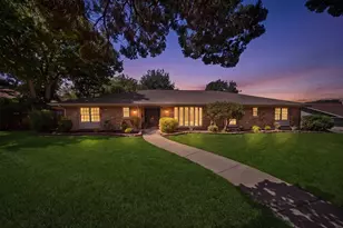 3721 Wosley Dr, Fort Worth, TX 76133 - Photo 2