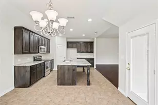 217 Angelina Ct, Azle, TX 76020 - Photo 14